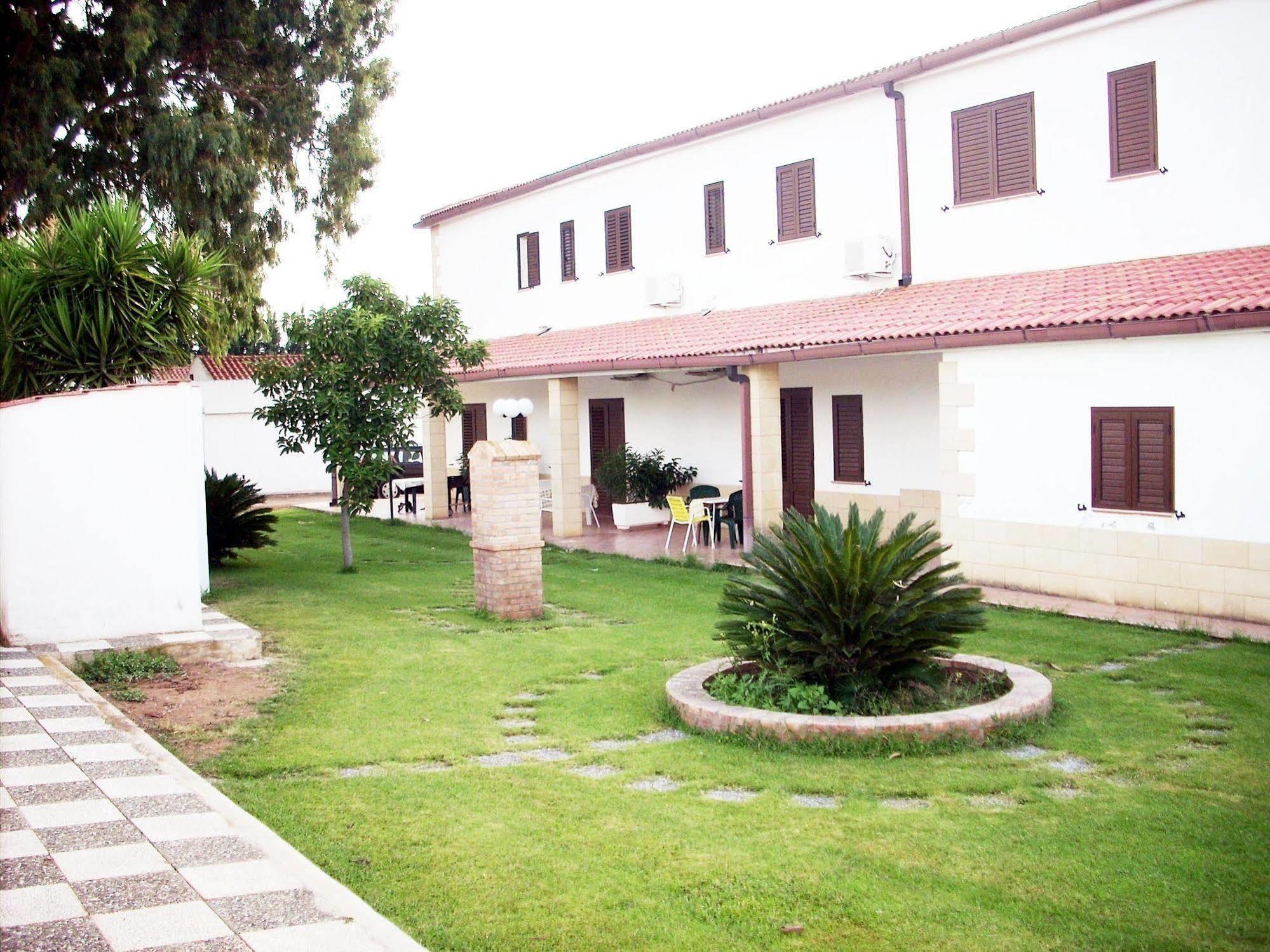 Agriturismoteo Bernalda Ngoại thất bức ảnh